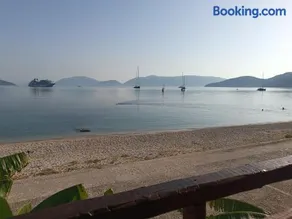 Camping Karavomilos - Image 2