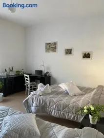Casa Vacanza Lilia vicino la Stazione e Caserma - Image 3