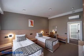 Rudison Hotel & Restaurant - Image 2