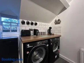 Rock Park Penthouse - Image 4