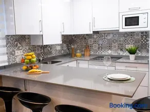 Precioso apartamento en el centro de Aviles - Image 2