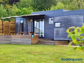 Mobil-home de 32m² avec terrasse et équipements de cuisine - API-1-52-1126 - Image 2