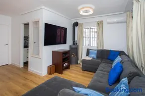 Three bedroom house in Orihuela costa - Image 3