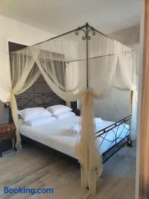 Luxury Apartments Riva Vena VISTA CANALE - Image 2