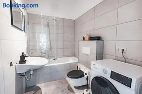 PRIME - 2 Zimmer Wohnung direkt am Fluss - Image 5