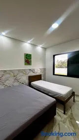 Linda casa de campo com Piscina e Hidromassagem - Image 5
