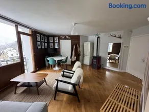 Apartamento de Montaña en Baqueira con Parking y Totalmente Equipado - Image 1