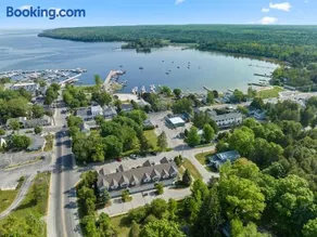 Bluff Haven by Simple Life Rentals - Image 2