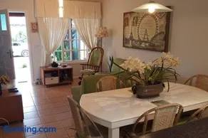 Acolhedora casa de praia em condomínio fechado à beira mar - Image 3