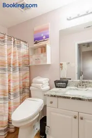 Spacious Lux 3 Bedroom Villa Near Atlanta - Image 2