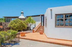 Villa Piscine Jacuzzi Puerto Del Carmen - Image 2