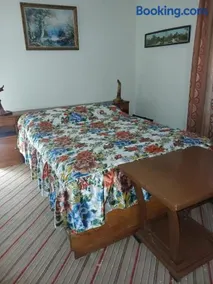 Home in village - Image 3