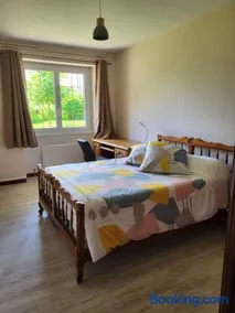 Appartement avec jardin privé - Image 2