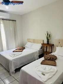 Apartamento amplo, no centro, aconchegante e completo - Image 3