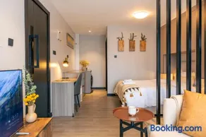 Shelly's suites-Modern studio with rooftop pool, gym and restaurant in Westlands - Image 4