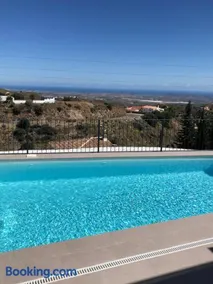 Casa Miramar, with private pool, jacuzzi and stunning views - Image 2