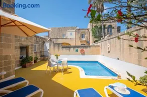 Dar ta' Mansi Farmhouse with Private Pool - Image 1