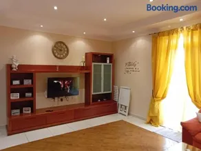 Serene Haven Apartment with Three spacious bedrooms - Image 1