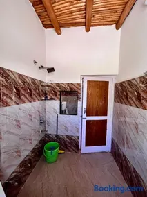 TRAVELLER NEST - Image 2