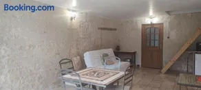 Gîte cosy, sur jardin, terrasse privée, parking au calme en rdc - Image 1