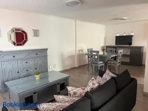 Casa amplia, cómoda y céntrica - Image 1