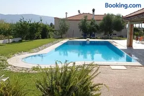 Villa IRENE Evia, 4 bdr, Pool, 500m to Beach - Image 2