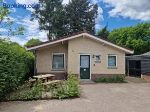 Huinerhofje 3 - Vrijstaand, grote tuin, rust en veel privacy nabij uitgestrekte bossen - Image 1