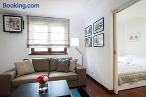 Apartment 18 - Image 2