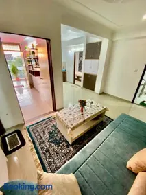 Hotel & Bnb,Homestay Solanki residency Jaipur - Image 3