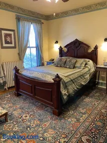 Amherst Inn - Image 4
