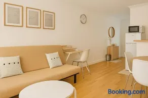 Cozy & Modern apartment l RER 20min to Paris Center, 4min walk to RER - Image 2