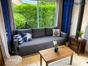 Maison calme et lumineuse de plain-pied, jardin et piscine - Image 1