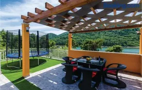Three-Bedroom Holiday Home In Ston - Image 3
