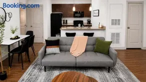 Iron City Retreat Modern 2BR Stay 4 - Image 3