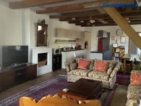 Former Rembrandt workshop two bedroom B&B - Image 2