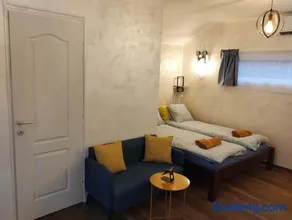 CASA CHIOMEI close M1 - Image 3
