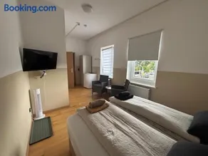 Zimmer für 2 Personen-Bad-Kühlschrank-TV-11 - Image 1