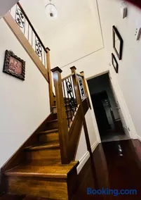 Beautiful Home - Image 3