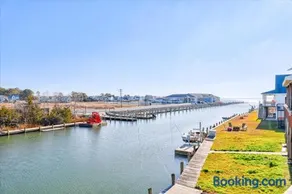Bliss by the Bay - Image 2