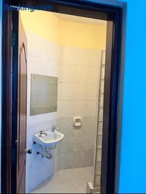 Sunrise Apartments - Image 4
