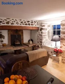 Maison charmante à Lanarce avec vue sur la montagne, jacuzzi. - Image 1