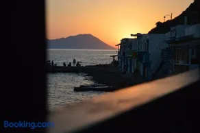 Sunset Klima Boathouse - Image 3