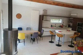 House in Rochefort with Private Pool & AC - Image 3