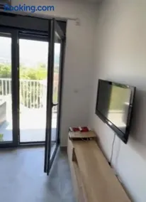 Apartman sa pogledom na Ozren - Image 3