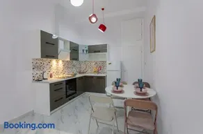 EVE's house 6 - Corinth center loft - Image 3