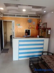 Hotel Harry Sangam - Image 2