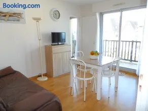 Cabourg: Appartement 2 pièces proche plage avec piscine et parking - FR-1-487-299 - Image 2
