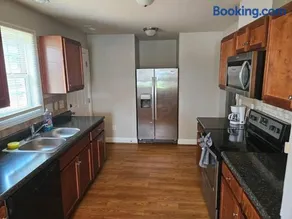 Private Villa - 3 Bedroom House - Image 2