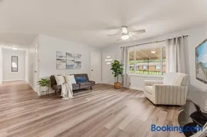 3br Home in Quiet Neighborhood - Image 1