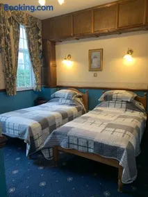 Lyndon House - Image 2